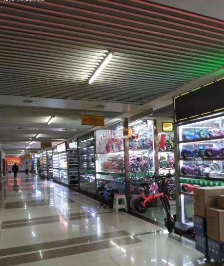 浙江女首富,玩砸了